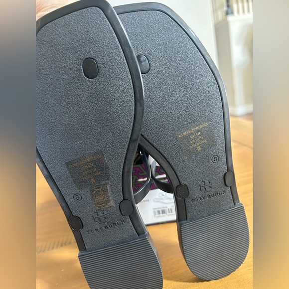 ***New****Tory Burch Perfect Black Flower Jelly Sandals - Picture 10 of 15